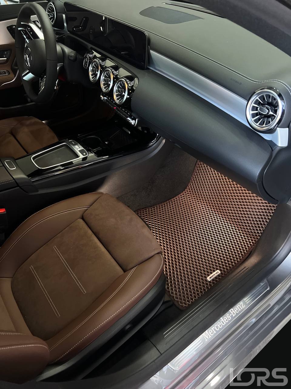 Mercedes-Benz W177 (2018-2024) modeline özel Lors EVA oto paspasları